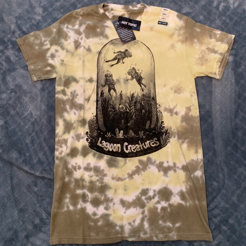 Lagoon Creatures Tee S Stephanie Bayles Guild of Calamity NWT Hot Topic